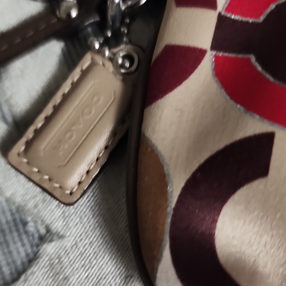 Coach Brown and Red OP Art Signature Satin And Leather Wristlet Vintage Y2K - Picture 2 of 8